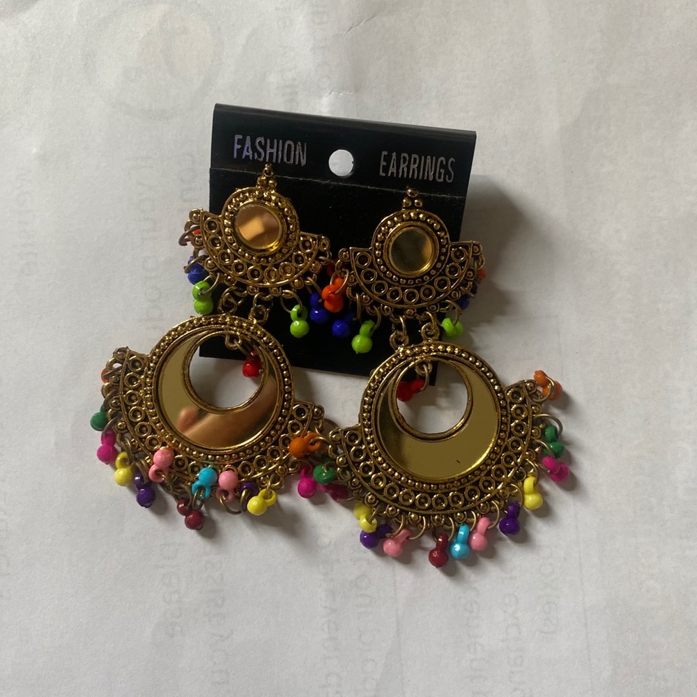 Earring - Picture 2 of 4